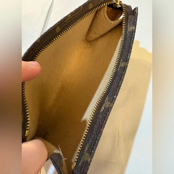 Louis Vuitton Monogram wristlet / pouch - Picture 6 of 8